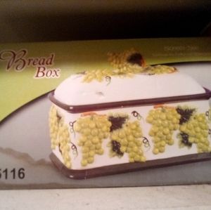 Bread box